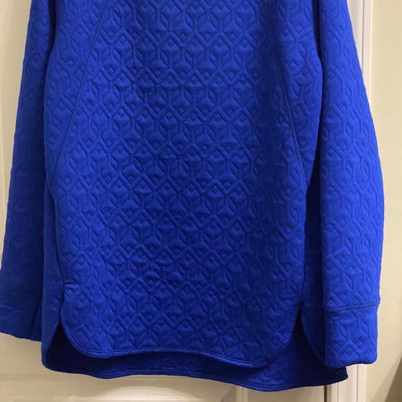 St. John’s Bay Active Tunic - Picture 8 of 12